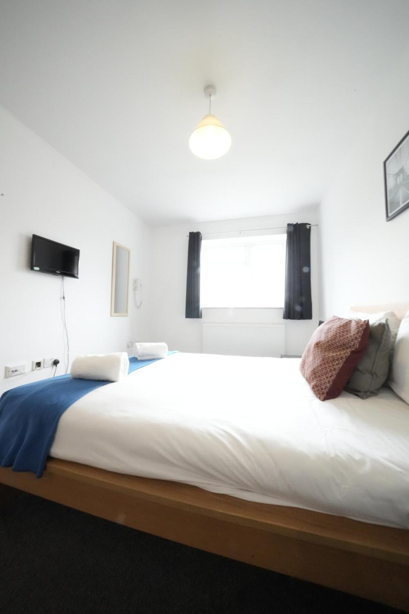 The Great Airport Place: Heathrow-Convenient Private Rooms Harmondsworth Exterior photo